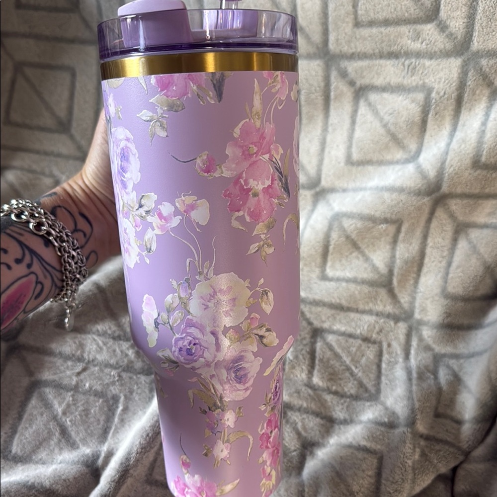 40 oz Stanley Love Shack Fancy Lavender Tumbler with Handle - Picture 5 of 9